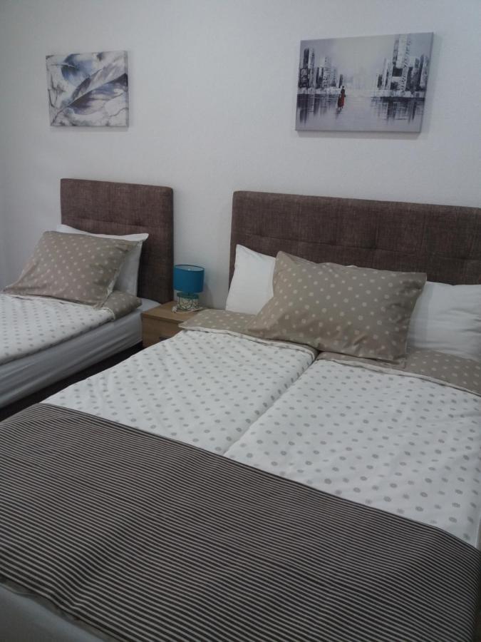 Apartments Karic Aerodrom Tuzla Dubrave Gornje Luaran gambar