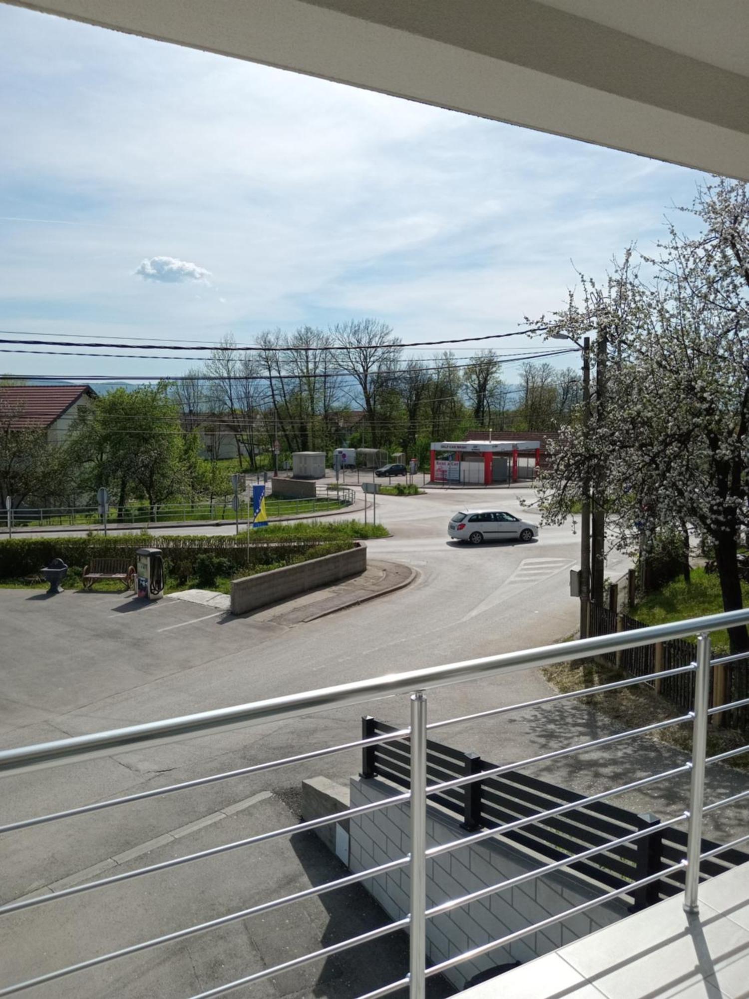 Apartments Karic Aerodrom Tuzla Dubrave Gornje Luaran gambar