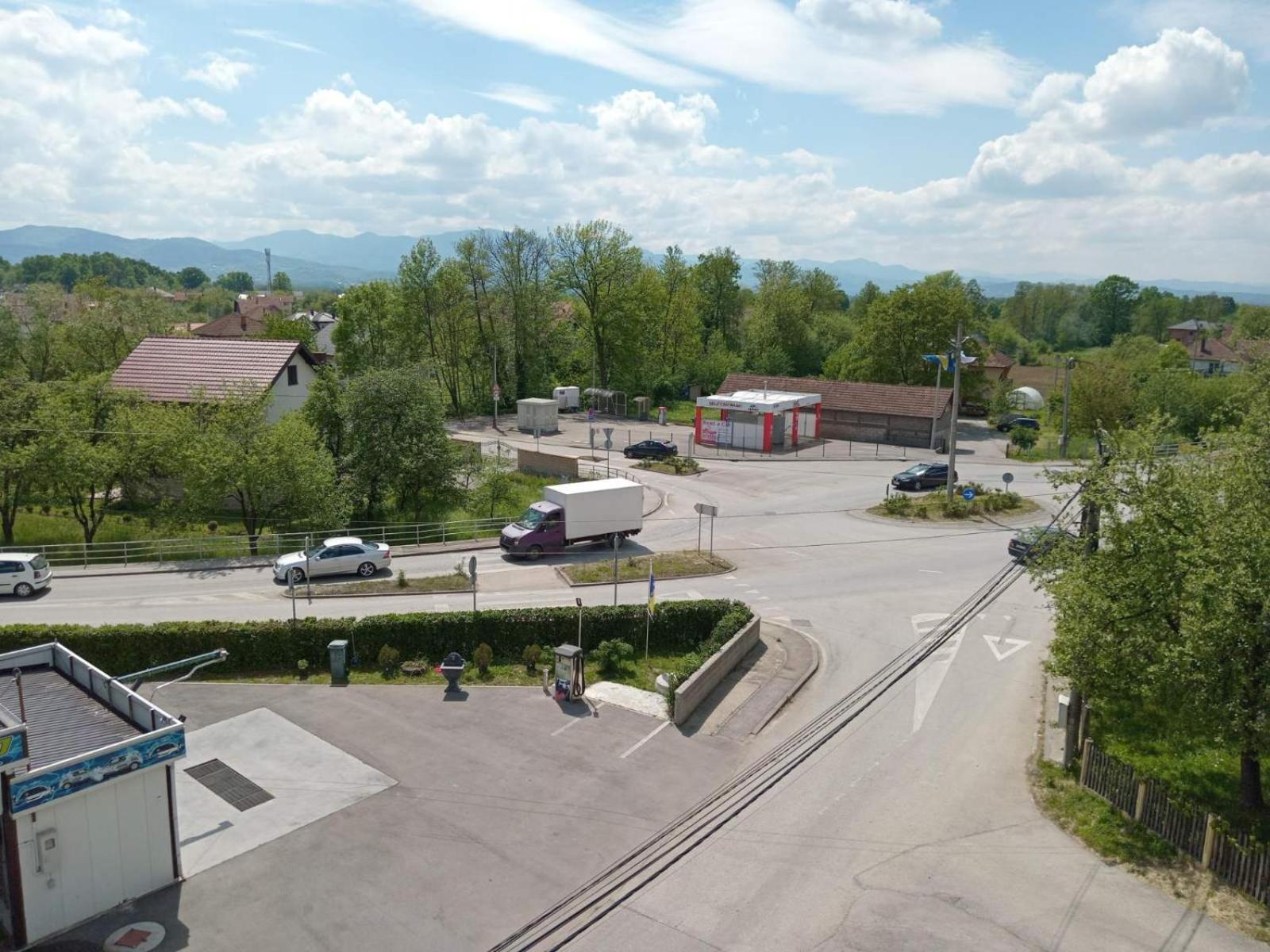 Apartments Karic Aerodrom Tuzla Dubrave Gornje Luaran gambar